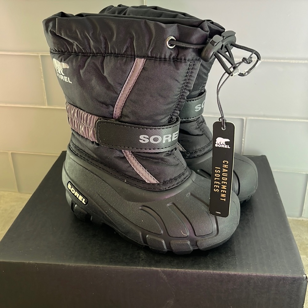 Sorel Children’s Flurry Snow Boots Size 9